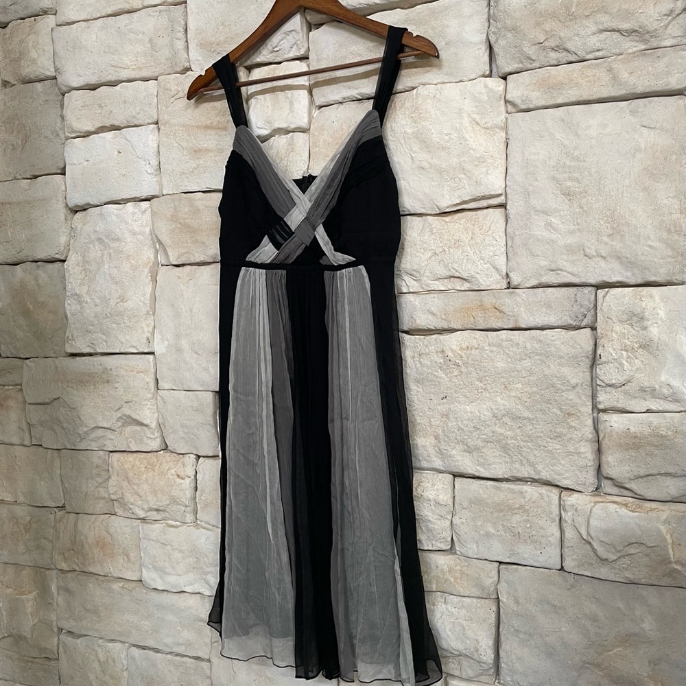 VINTAGE Silk Dress - Picture 5 of 9